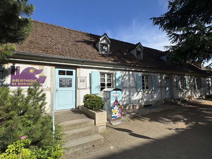 Photographie de la bibliothèque de Riedisheim, qui fête ses 40 ans les 3 et 4 octobre 2026