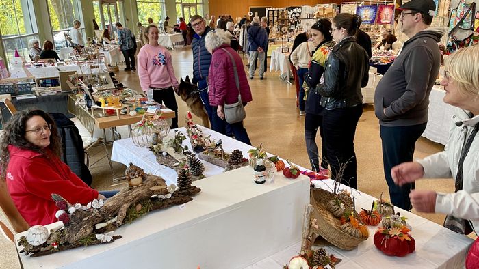 Stands et créations artisanales lors d’une précédente édition du marché d’artisanat à Cernay